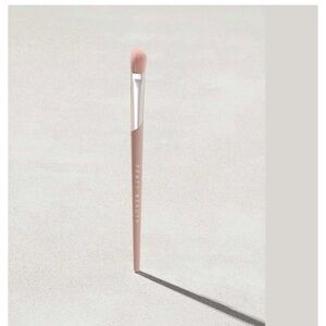 Fenty Beauty Precise Eyeshadow Brush NIB
